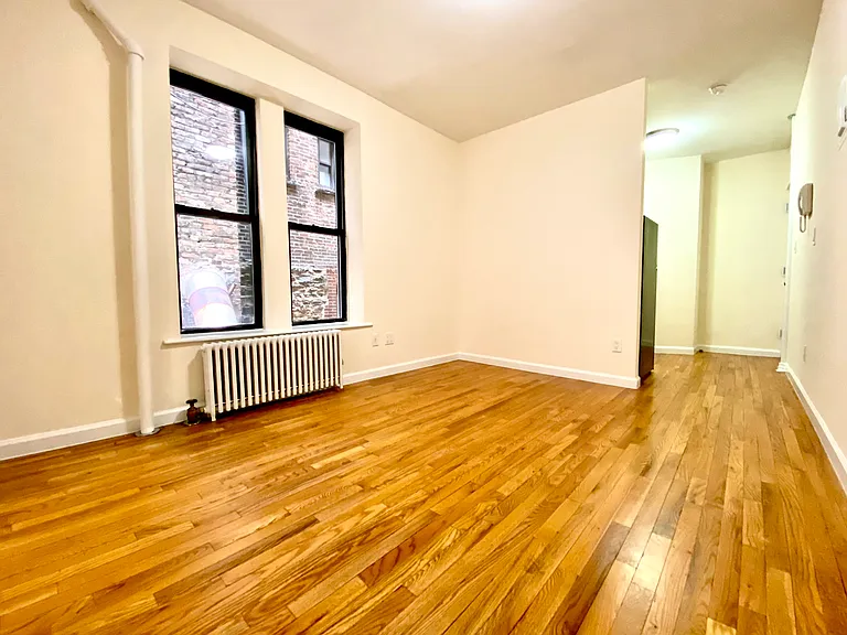 236 E 80th St #3 — Photo 5
