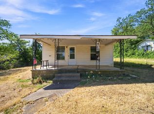 404 W Walnut St, Drumright, OK 74030