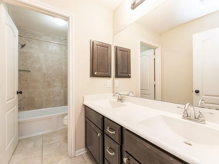 24943 Blue Mountain Park Ln — Photo 35