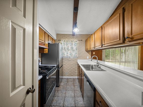 5th image of 7246 HICKORY GROVE DR