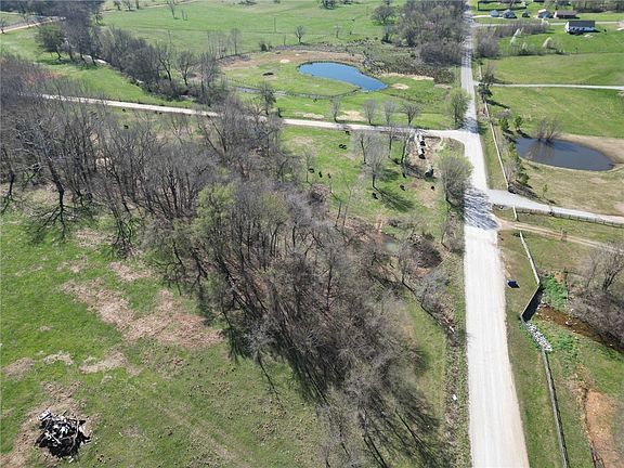 5th image of NE Duke Hill Rd