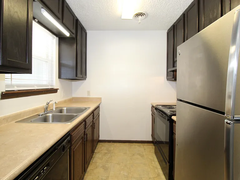 1908 Sycamore Pl #A — Photo 11