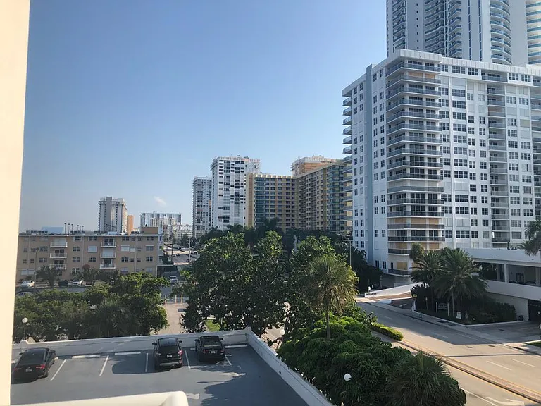 3000 S Ocean Dr #322 — Photo 19