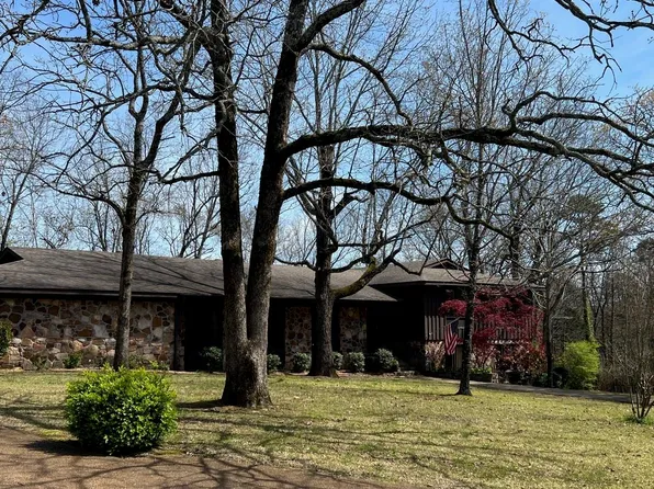 3295 Alice Dr, Batesville, AR 72501