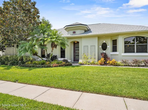 555 Greenleaf Ln, Titusville, FL 32780