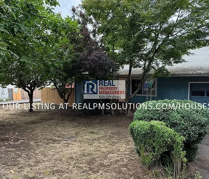 8927 SE Rhone St — Photo 11
