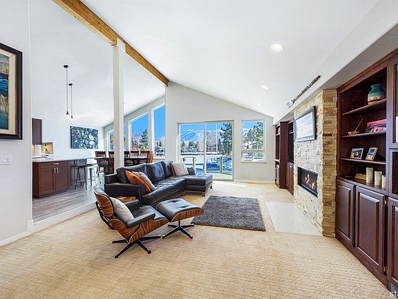4th image of 419 Emerald Dr