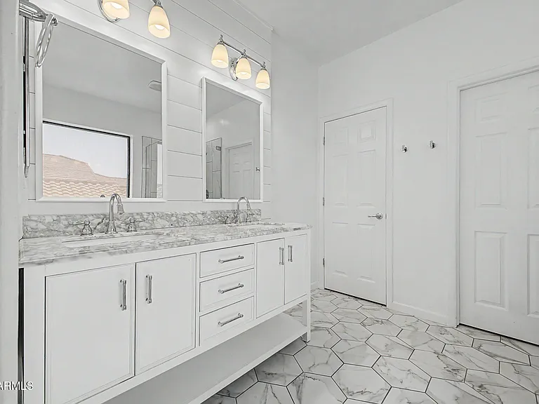 41342 W Capistrano Dr — Photo 23