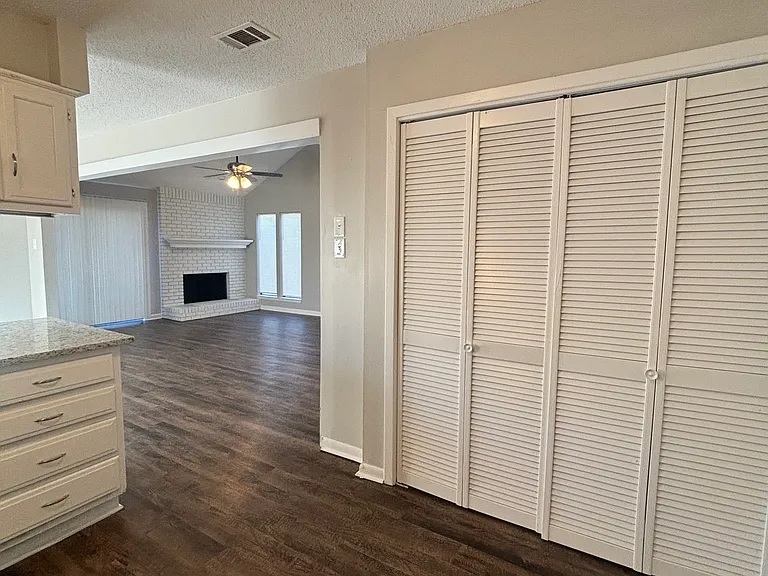 14218 High Point Dr — Photo 11