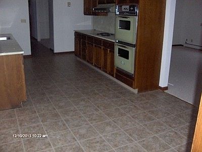 3rd image of 17 Glenwood Dr