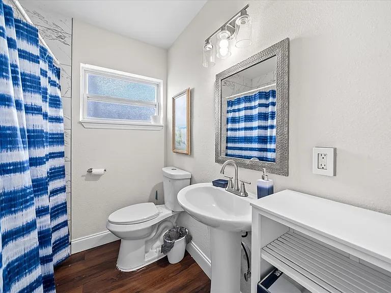1610 Glen Haven Dr — Photo 23