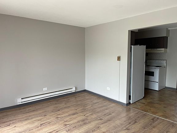 5th image of 4330 W Park Lane Dr #2C