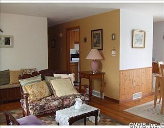 4th image of 5815 Winacre Dr