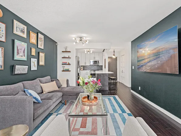 78 10th St E Unit 2004, Saint Paul, MN 55101