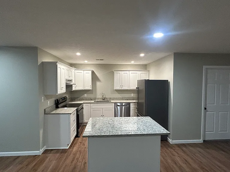 205 Coakley St — Photo 6