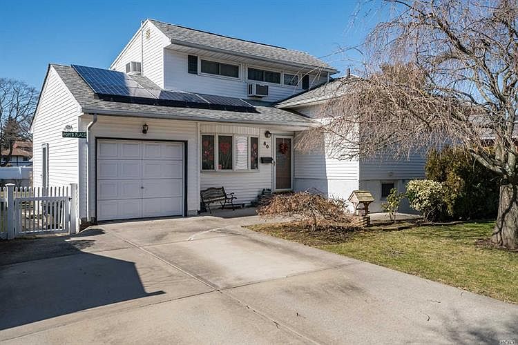 1st image of 80 Hemlock Dr