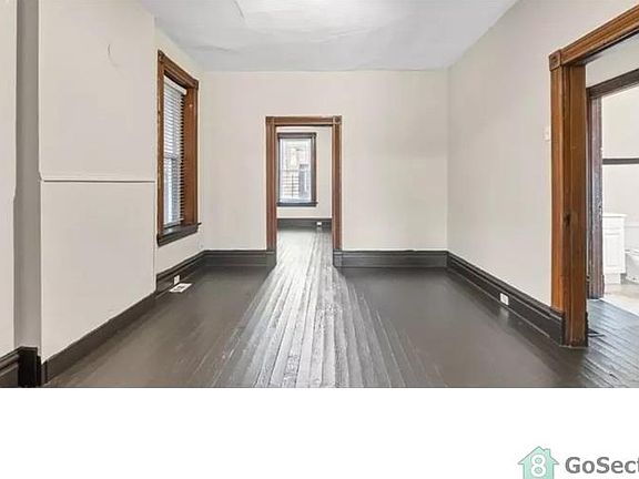 5th image of 3249 Texas Ave #1F