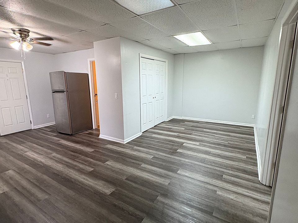 1st image of 107 Sanford St #107