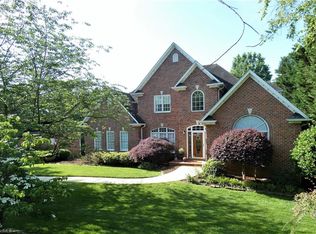 1810 Dunmore Ln, Clemmons, NC 27012