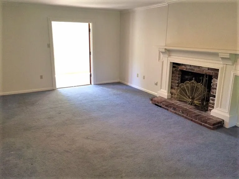 7656 Rienzi Blvd — Photo 14