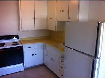 3318 V St APT 3 photo 1