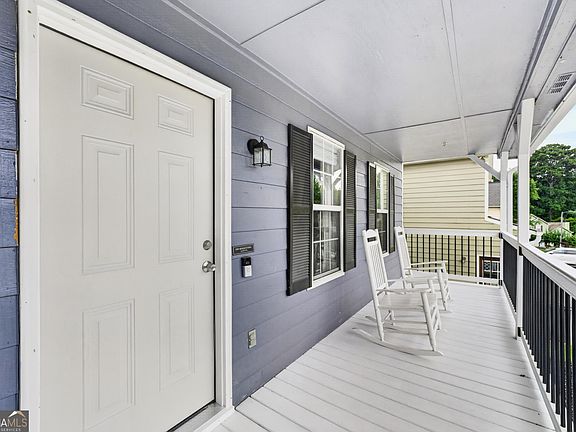 4th image of 1738 English Ivey Ln NW