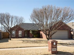 4709 Doe Run Dr, Yukon, OK 73099