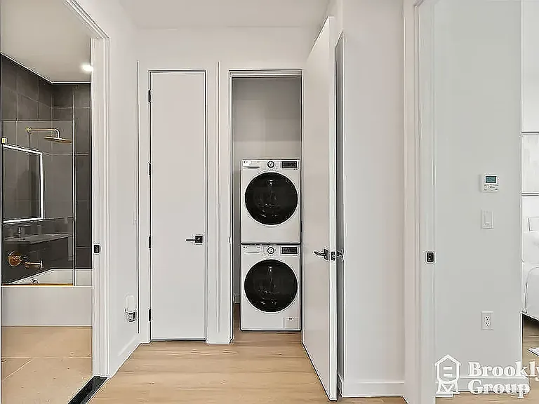 556 Baltic St #509 — Photo 5