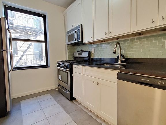 5th image of 3405 Kings Hwy #4G
