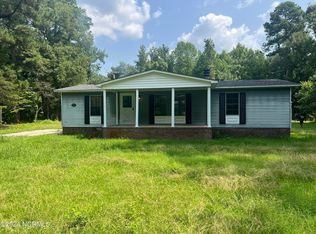 6115 Skeeter Pond Rd, Grifton, NC 28530
