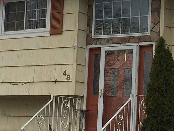 4th image of 48 Beardslee Hill Dr