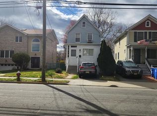 65 Grove St, Tenafly, NJ 07670