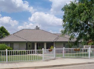 832 Vineland Rd, Bakersfield, CA 93306