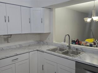 7503 NW 44th Ct APT 10, Pompano Beach, FL 33065