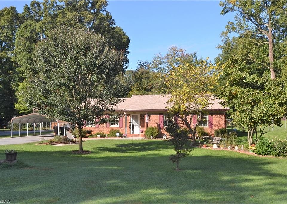 1st image of 500 Ravenwood Dr