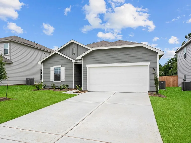 31139 Gayle Prairie Oaks St — Photo 2