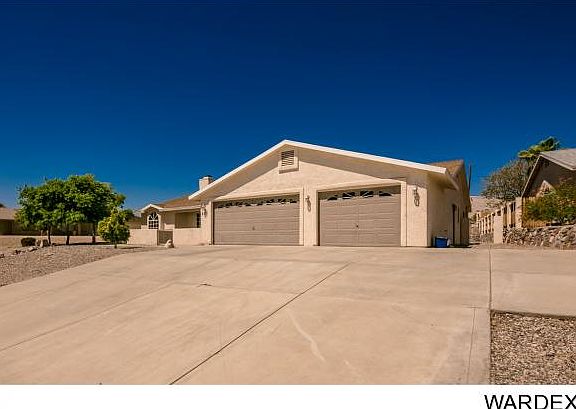 2nd image of 3521 Whitecap Dr