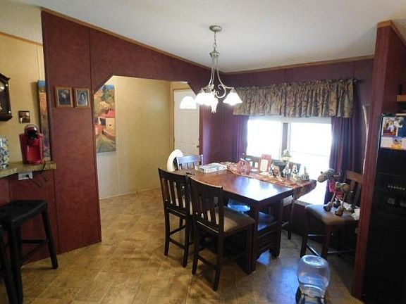 3rd image of 572 County Road 439 E