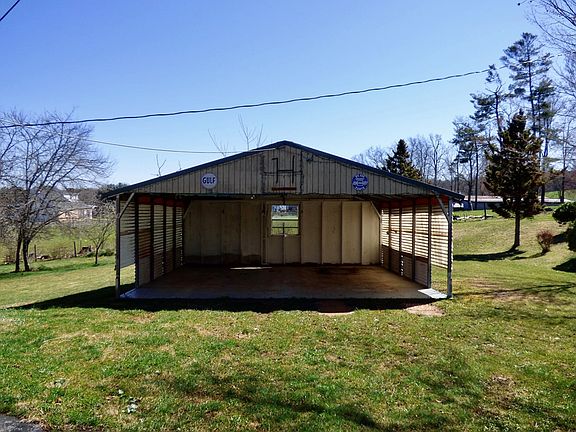 4th image of 91 Courtland Cir