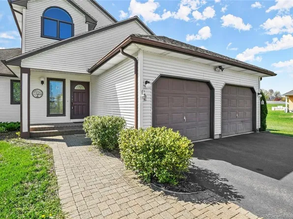 105 Talcott Ridge Drive, Middletown, CT 06457