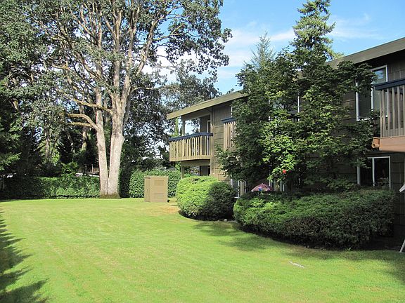 3rd image of 4404 76th Avenue Ct NW