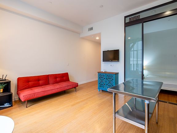 4th image of 16 Jessie St APT 302