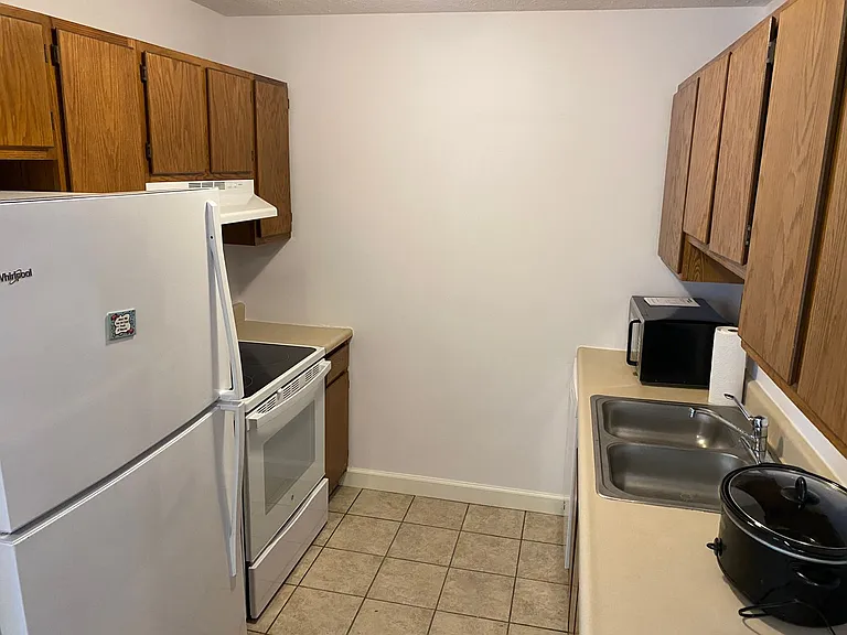 1722 Whittier St — Photo 10