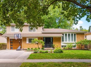 479 Pinedale Ave, Burlington, ON L7L 3W3