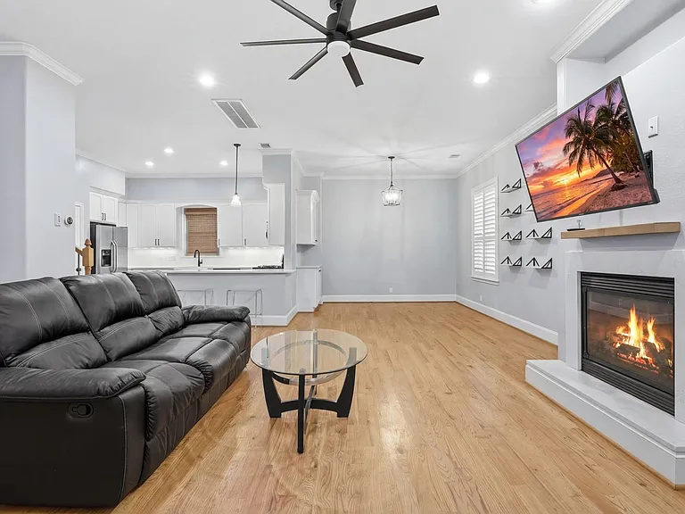 1714 Ovid St #C — Photo 6
