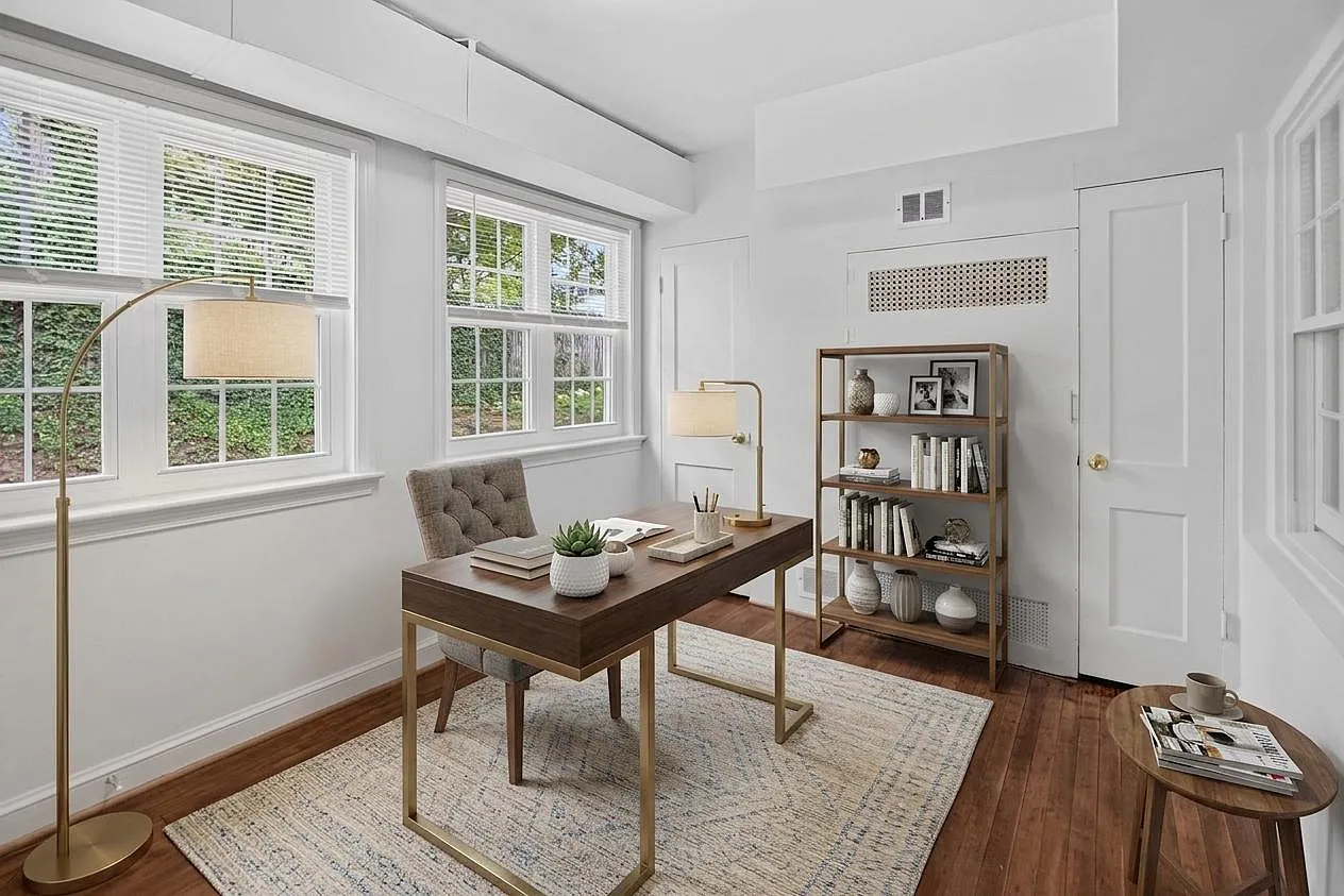 1 bed, 734 sqft, $1,900 — Photo 3