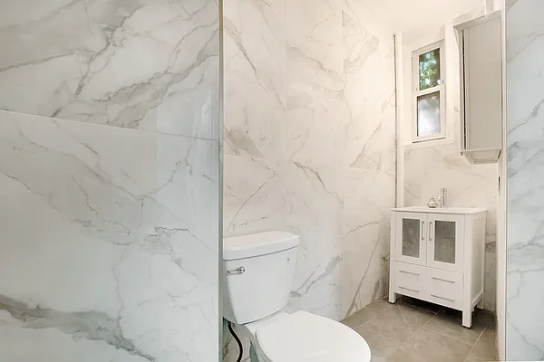 Rented by Compass | media 26