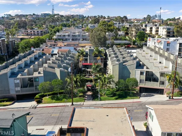 2601 E 19th St APT 30, Signal Hill, CA 90755