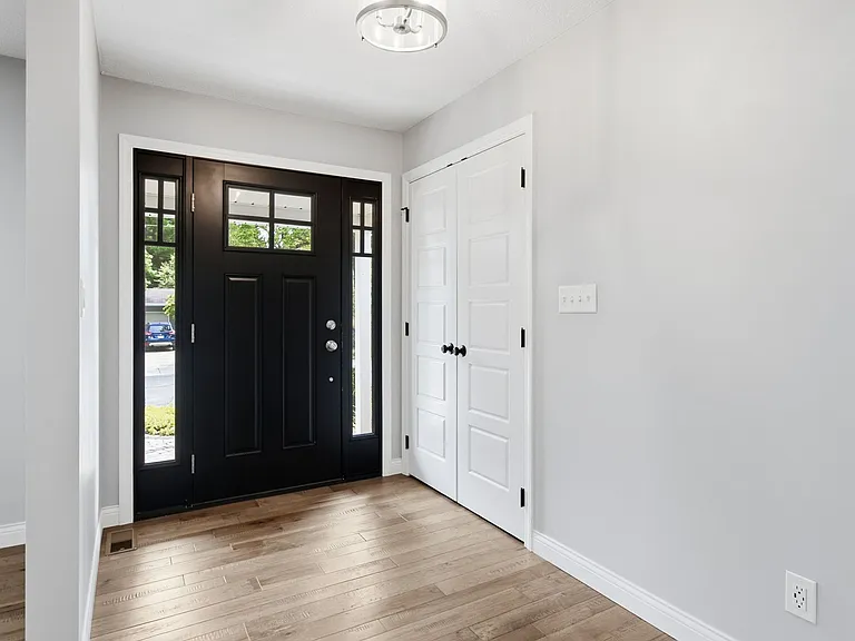 71 Forest Ave — Photo 11