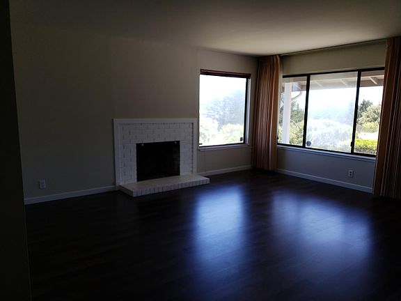 5th image of 3600 Elston Dr